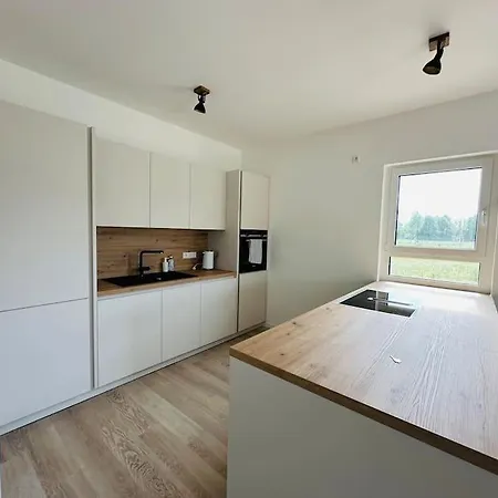 G E S C H L O S S E N Modernes Wohnen Bei Berlin *