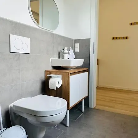 G E S C H L O S S E N Modernes Wohnen Bei Berlin Lägenhet Neuenhagen bei Berlin